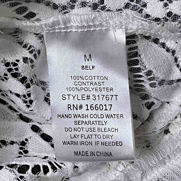 Blue B NWT Long Sleeve Lace Peplum Top Size M White Floral Sheer Cut Out Fairy - Picture 5 of 7